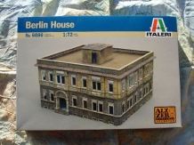 images/productimages/small/Berlin House Italeri schaal 1;72 nw.jpg